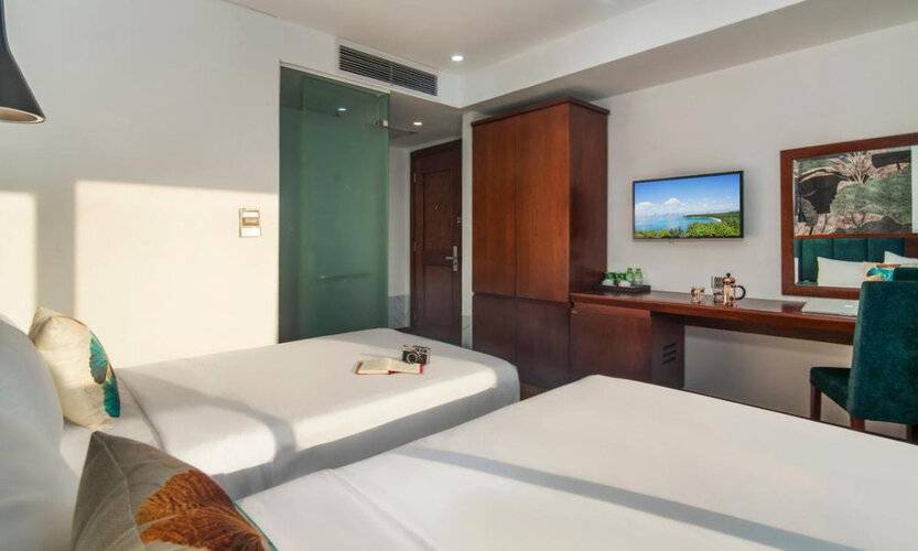 Crystal Hotel