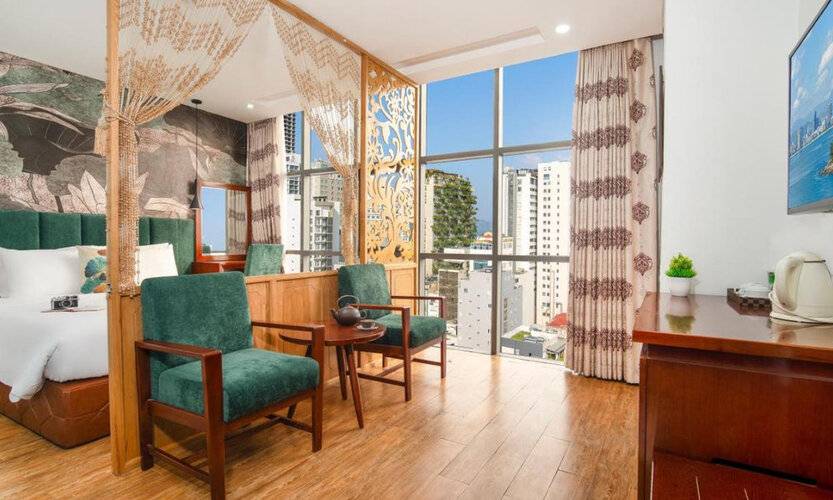 Crystal Hotel
