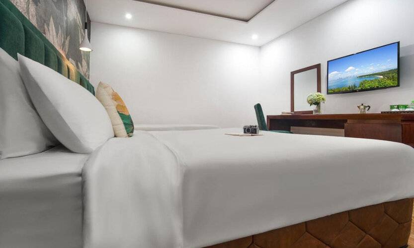 Crystal Hotel