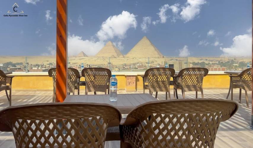 Celia Pyramids View Inn