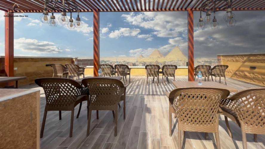 Celia Pyramids View Inn
