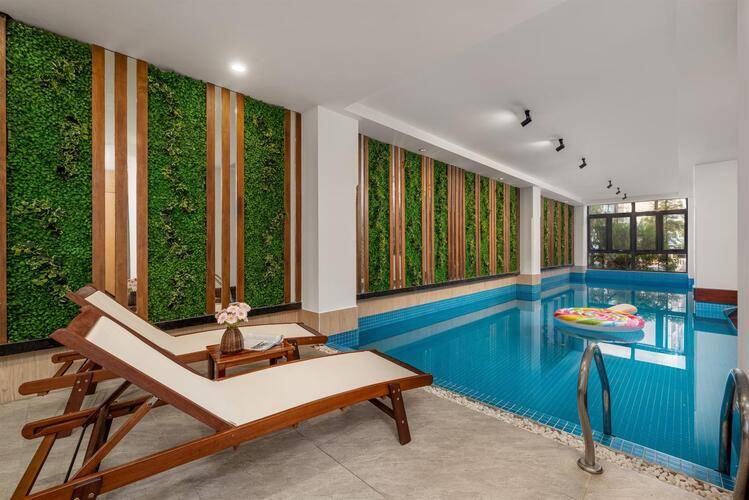 Elc Hotel