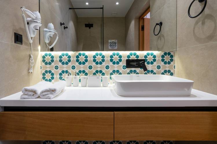 Sarhad Hotel