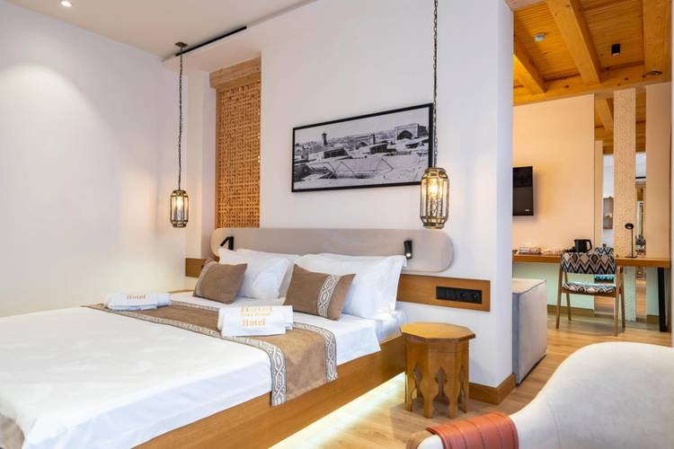Sarhad Hotel
