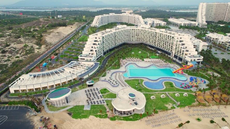 Lugano Hotel & Resort Cam Ranh