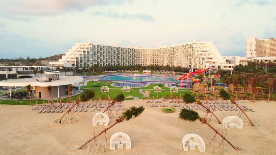 Lugano Hotel & Resort Cam Ranh