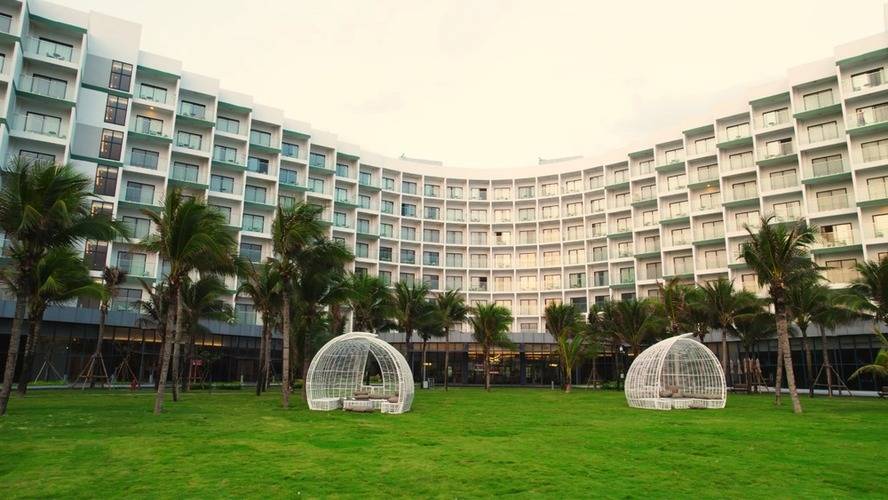Lugano Hotel & Resort Cam Ranh