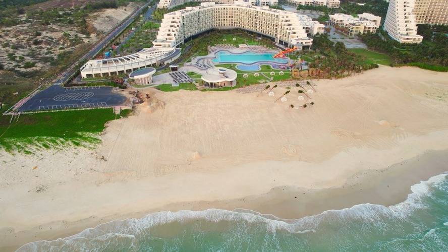 Lugano Hotel & Resort Cam Ranh