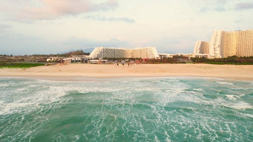 Lugano Hotel & Resort Cam Ranh