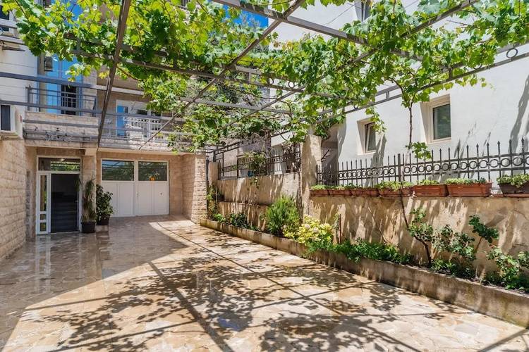 Aparthotel Stijovic
