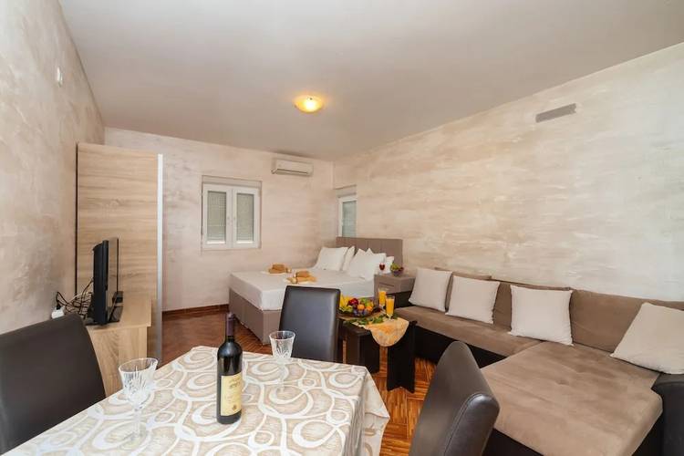 Aparthotel Stijovic