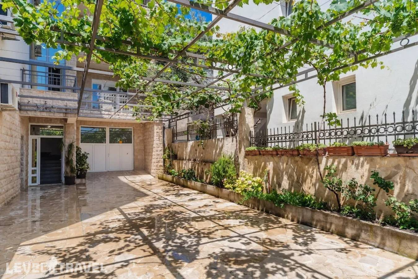 Отель Aparthotel Stijovic — Бар, Черногория