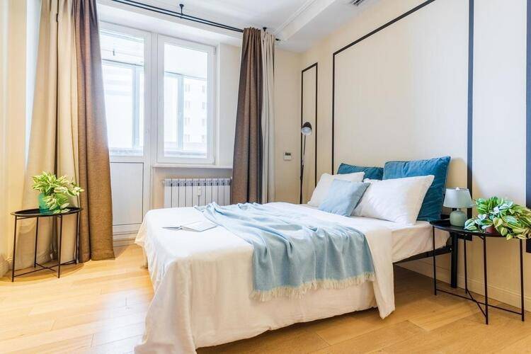 Vizit (Визит) На Улице Аделя Кутуя 110б