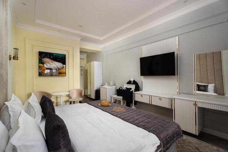 Богишамол (Bogishamol Hotel)