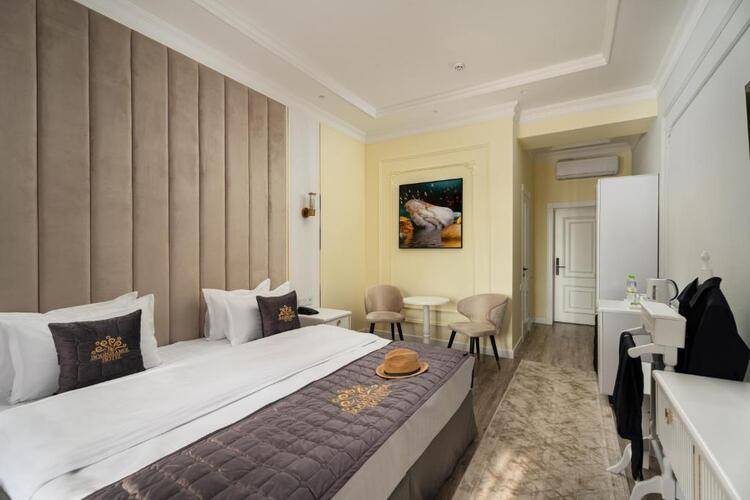 Богишамол (Bogishamol Hotel)