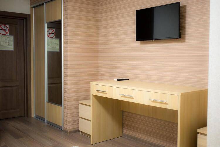 Отель Roomer