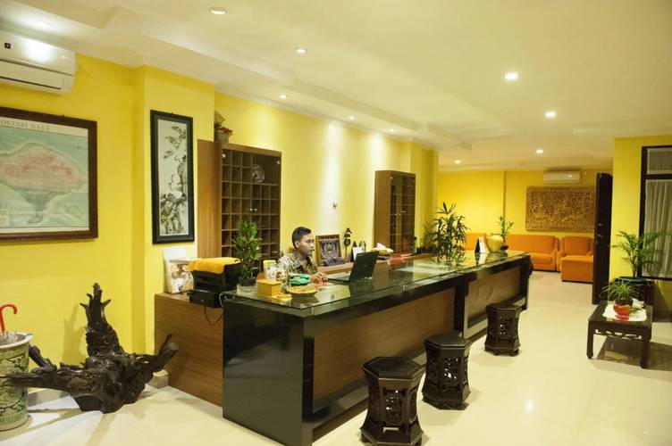 Catur Adi Putra Hotel