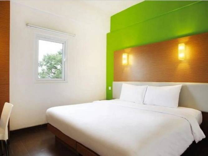 Amaris Hotel Sunset Road