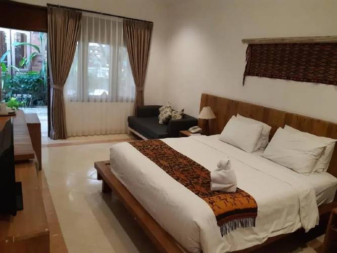 Mina Pelasa Hotel And Resto