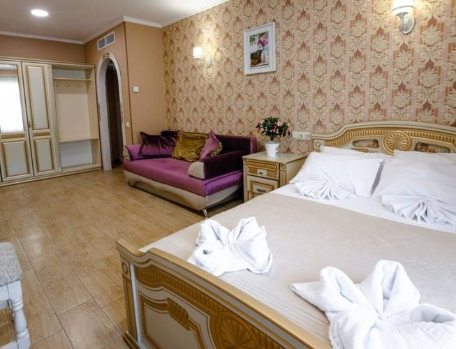 Grand Villa