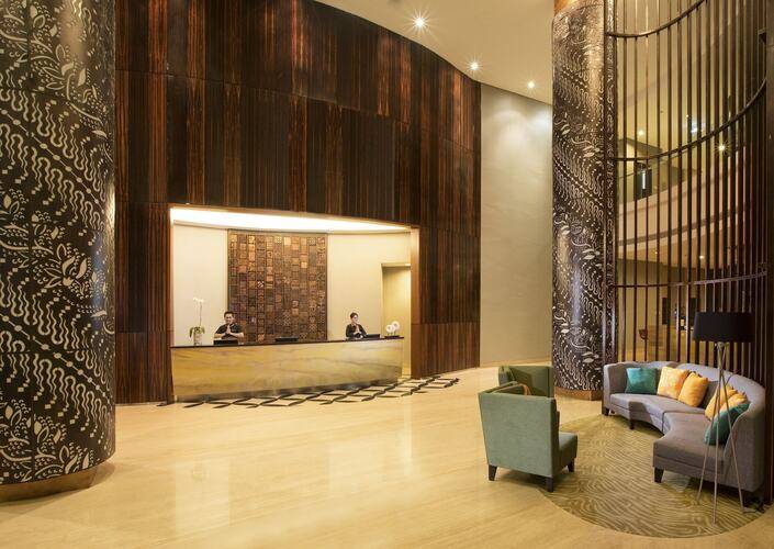 Nemuru Grand Bellevue Radio Dalam