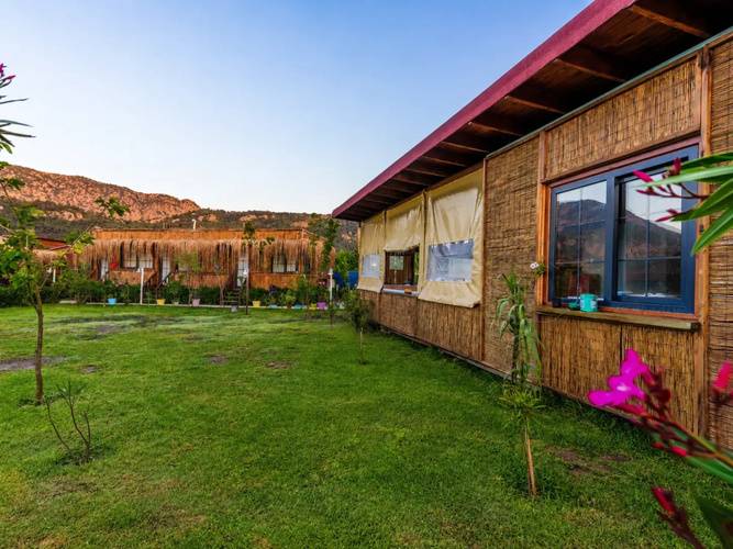 Отель Izgen Bungalows
