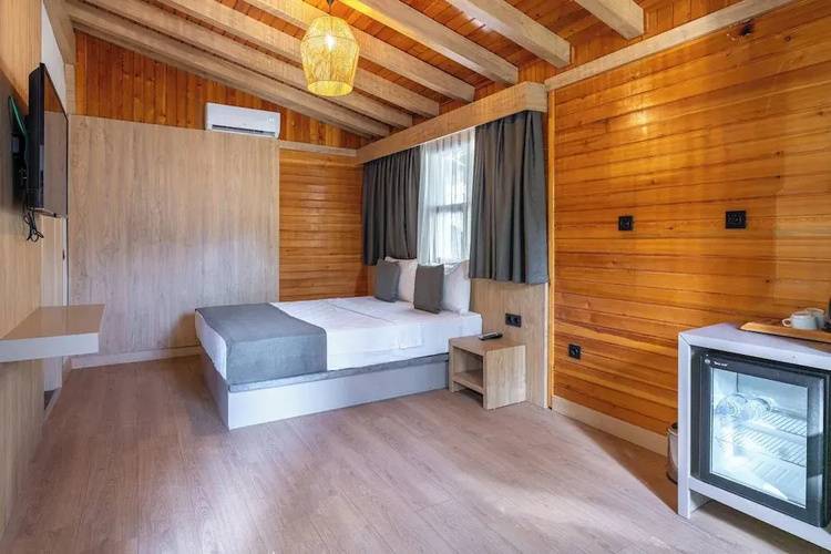 Perast Garden Hotel