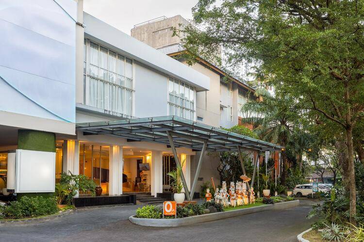 Harris Hotel & Residence Sunset Road Bali