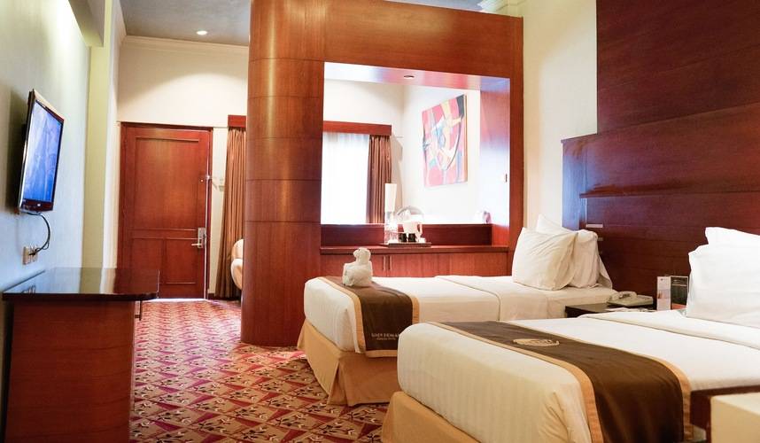 Savoy Homann