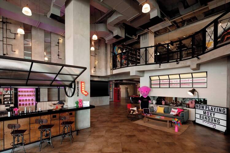 Moxy Bandung