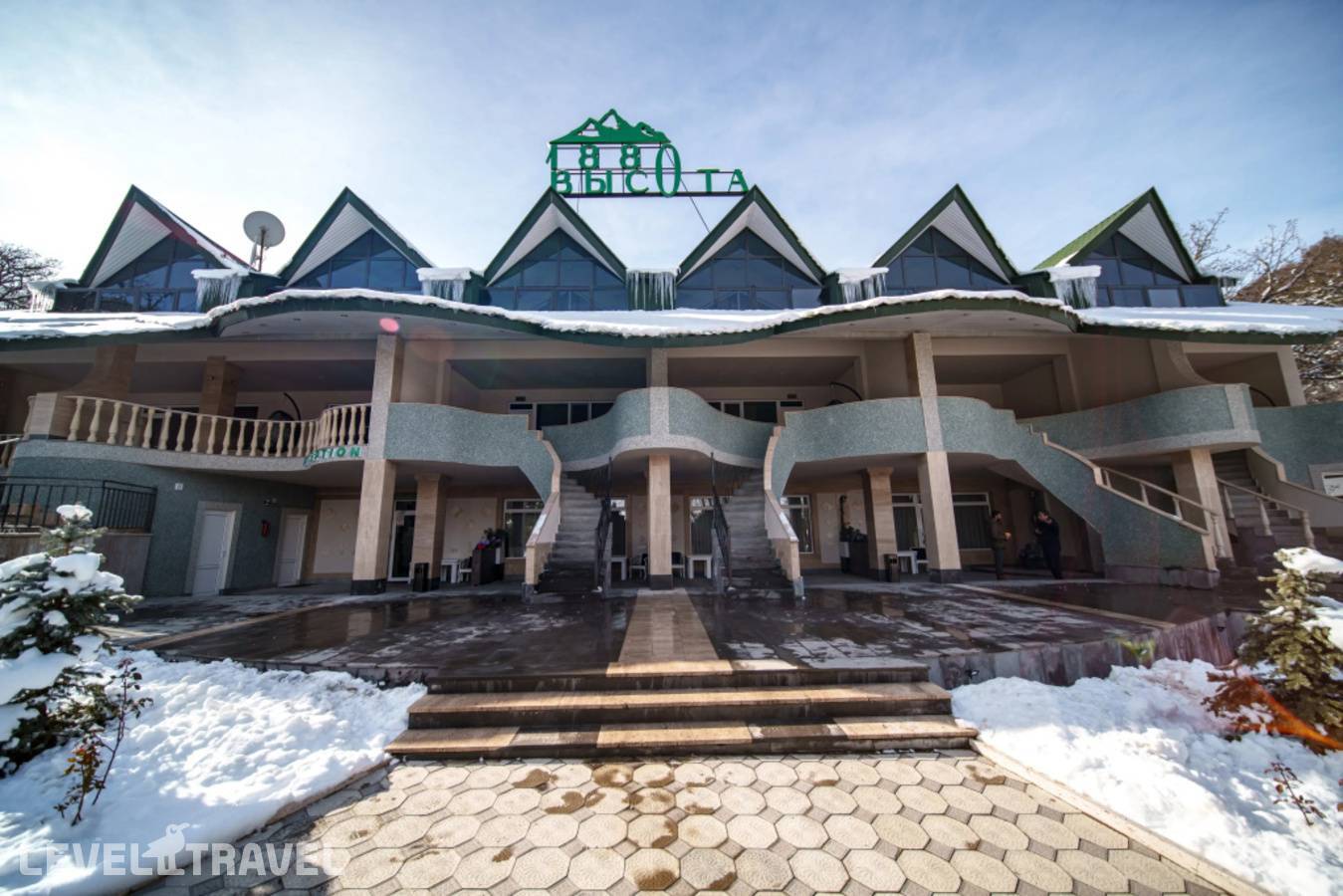 Отель Отель Высота 1880 — Цахкадзор, Армения
