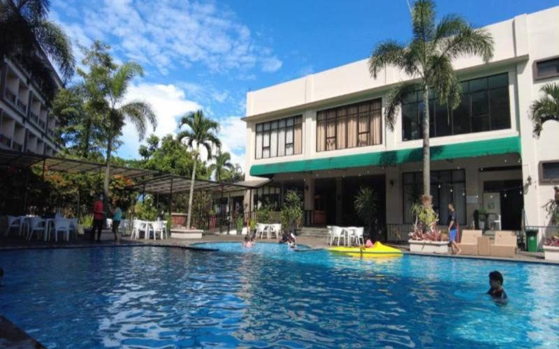 The Green Peak Artotel Curated