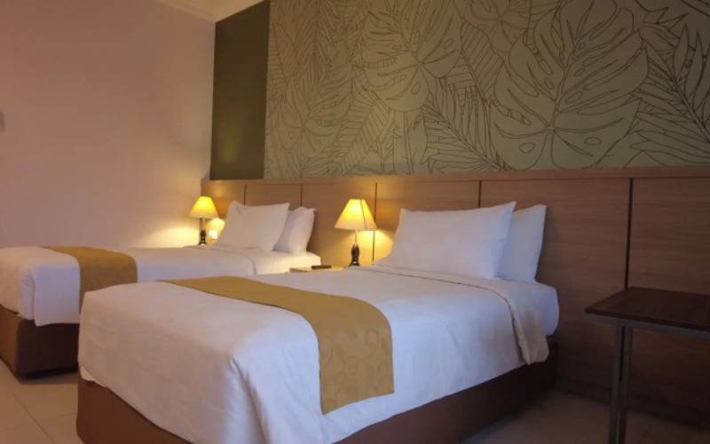The Green Peak Artotel Curated