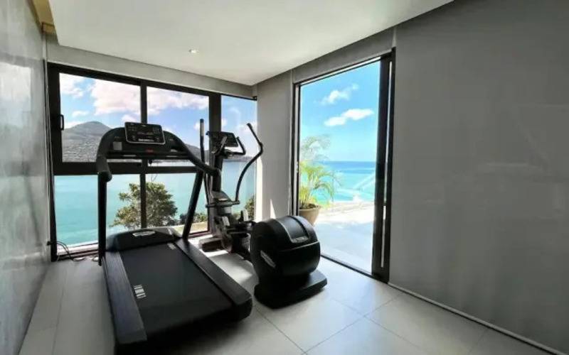 Luxury Seaview 6 Bedrooms With Infinity Pool Villa