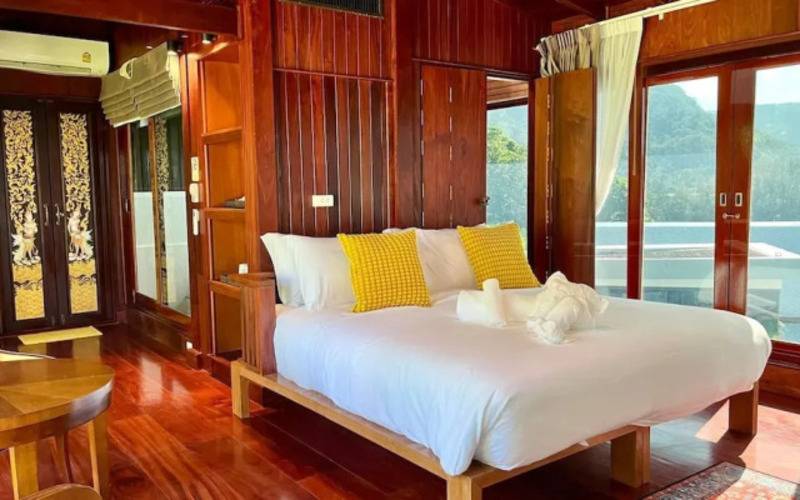 Luxury Seaview 6 Bedrooms With Infinity Pool Villa