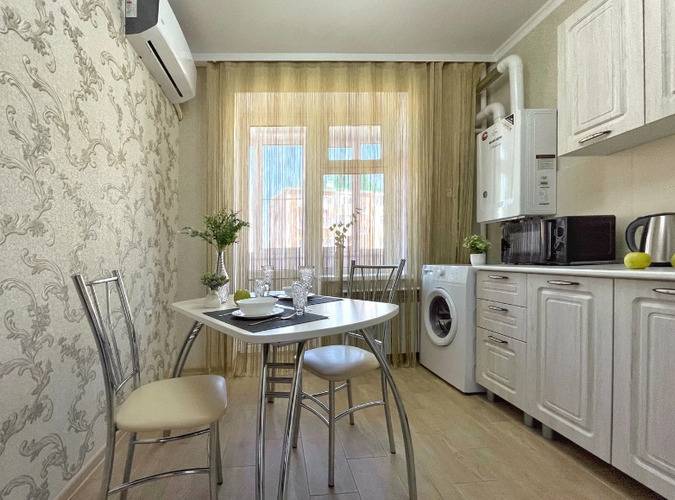 Апартаменты По Ул.Орджоникидзе 83 Корп.3