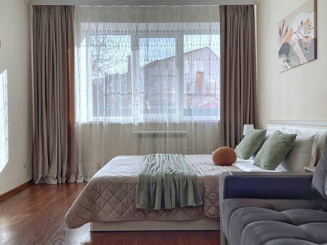 Апартаменты По Ул.Октябрьская Площадь, 31б Кв.3