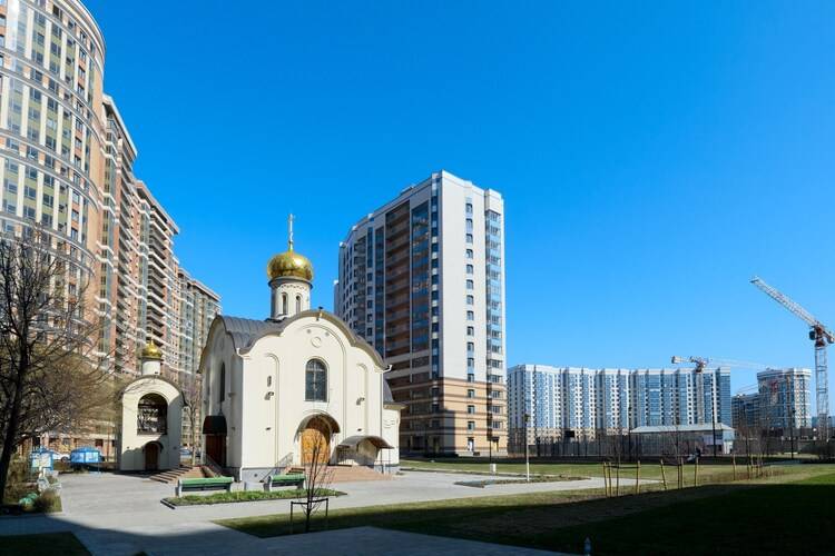 Концептуальные Апартаменты Коломяжский 13