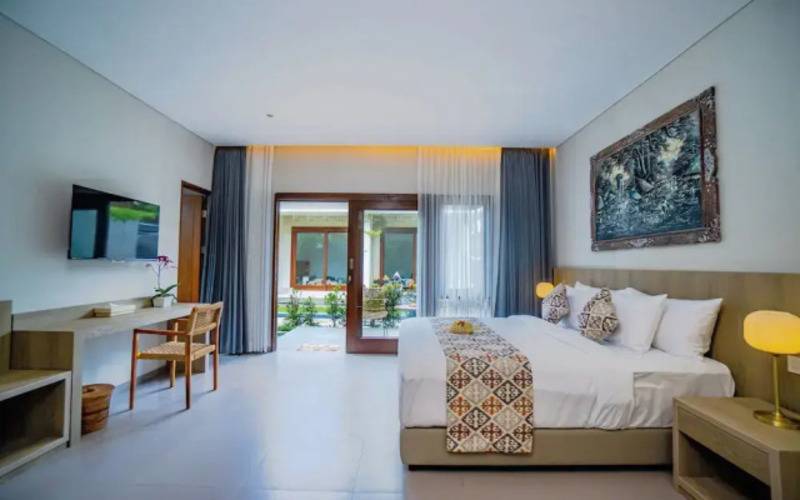 Tapa Agung View