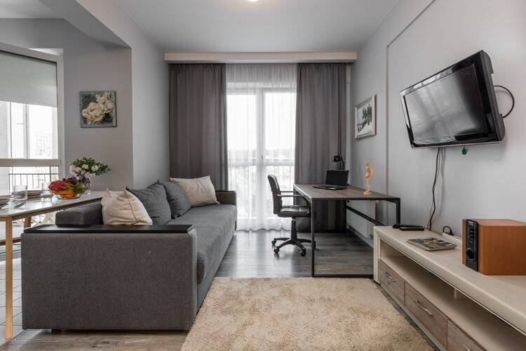 Апартланд К.Туровского, 8