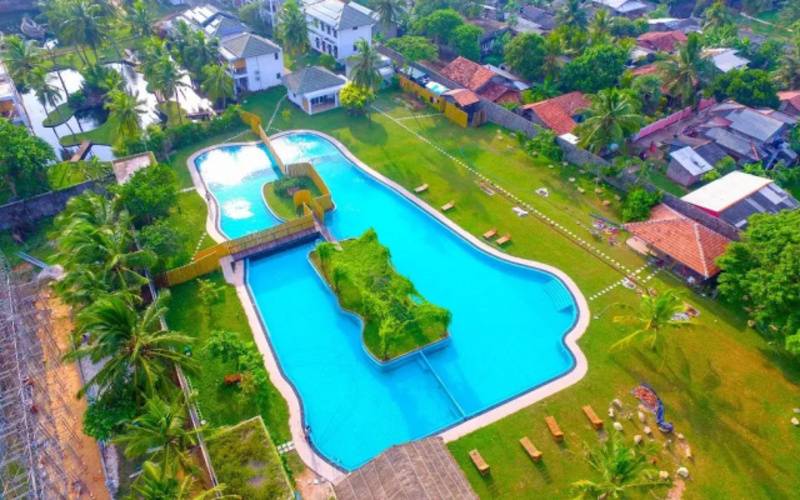 Amaluna Resorts