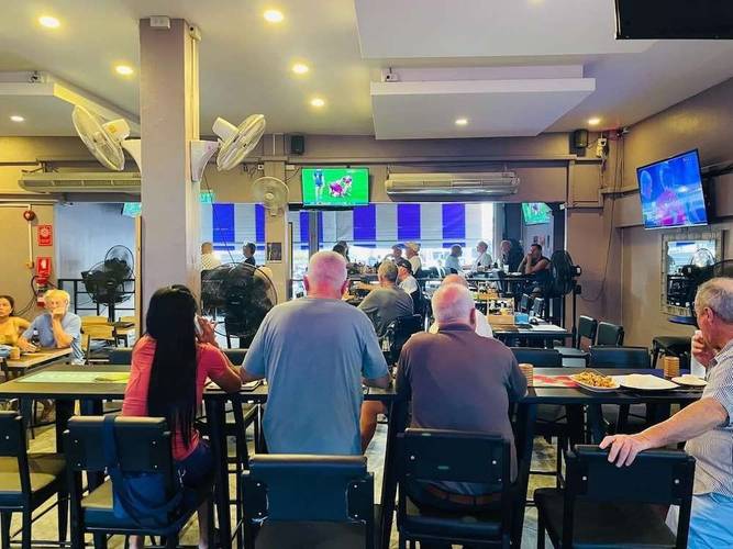 The Sports Lounge