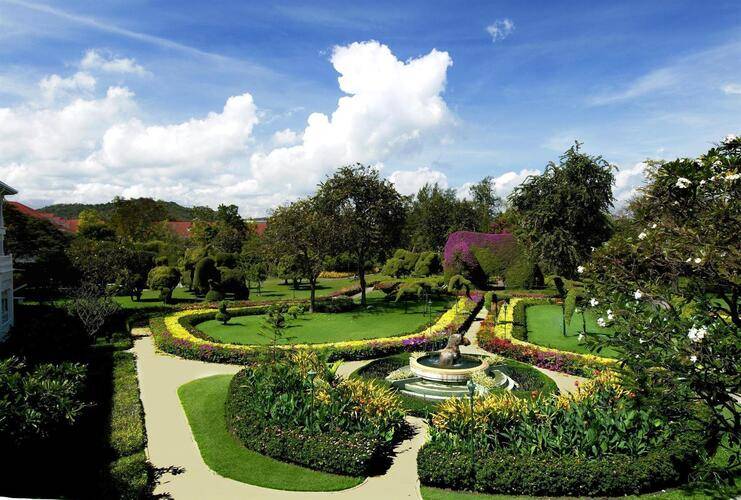 Centara Grand Resort & Villas Hua Hin