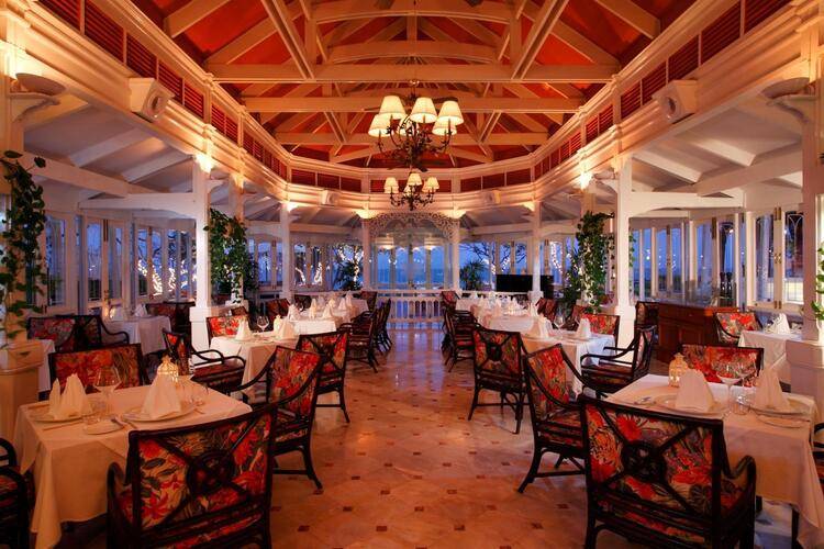 Centara Grand Resort & Villas Hua Hin