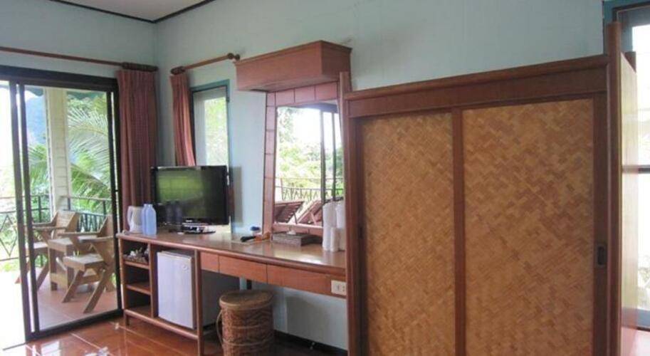 Bay View Resort Phi Phi