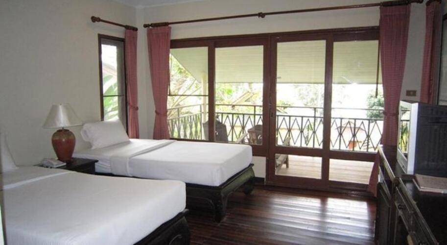 Bay View Resort Phi Phi