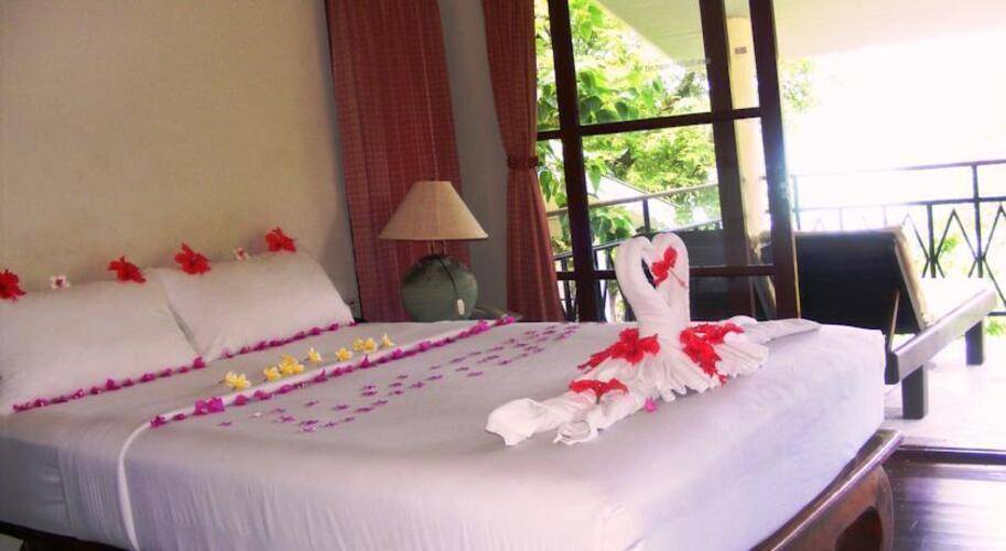 Bay View Resort Phi Phi