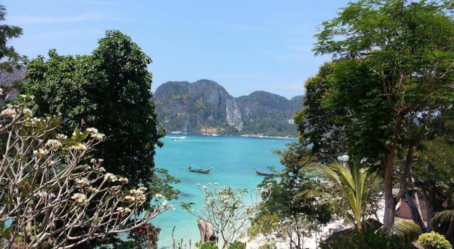 Bay View Resort Phi Phi