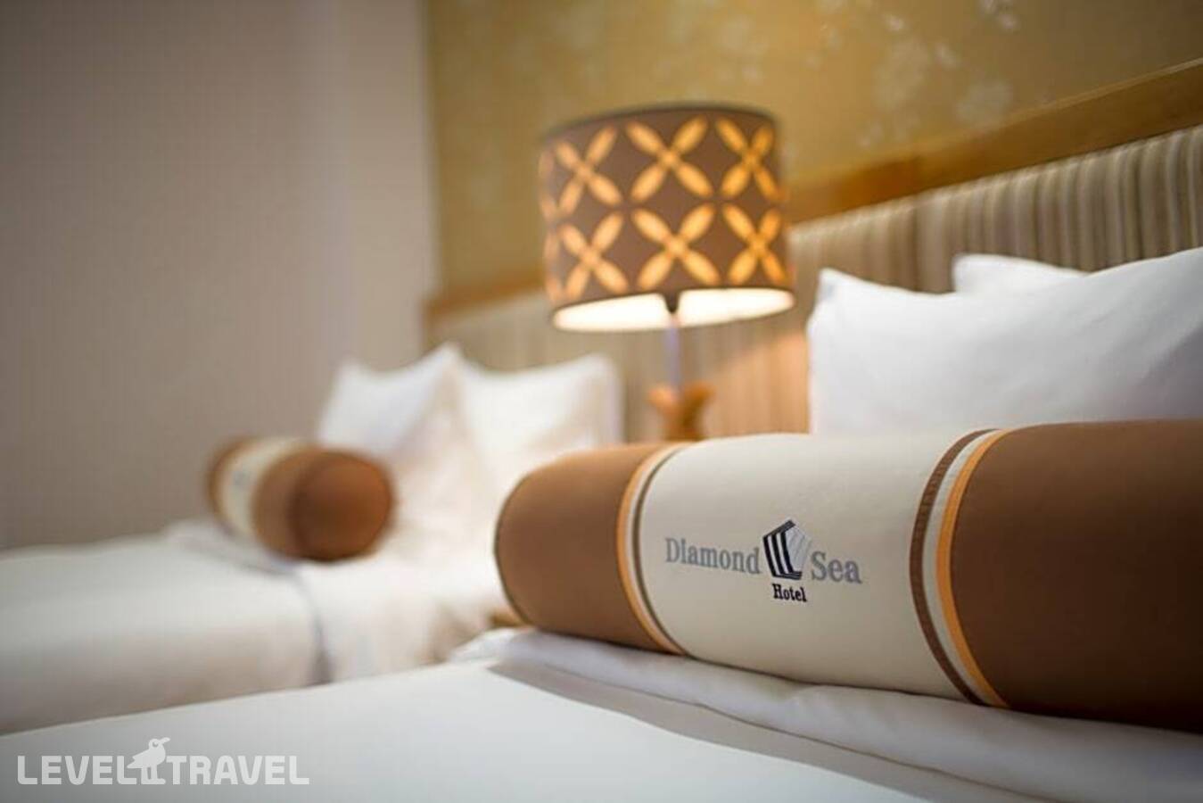 фотографии номера Премьер (две односпальные кровати) отеля Diamond Sea Hotel в Вьетнам(Дананг) - фото №4