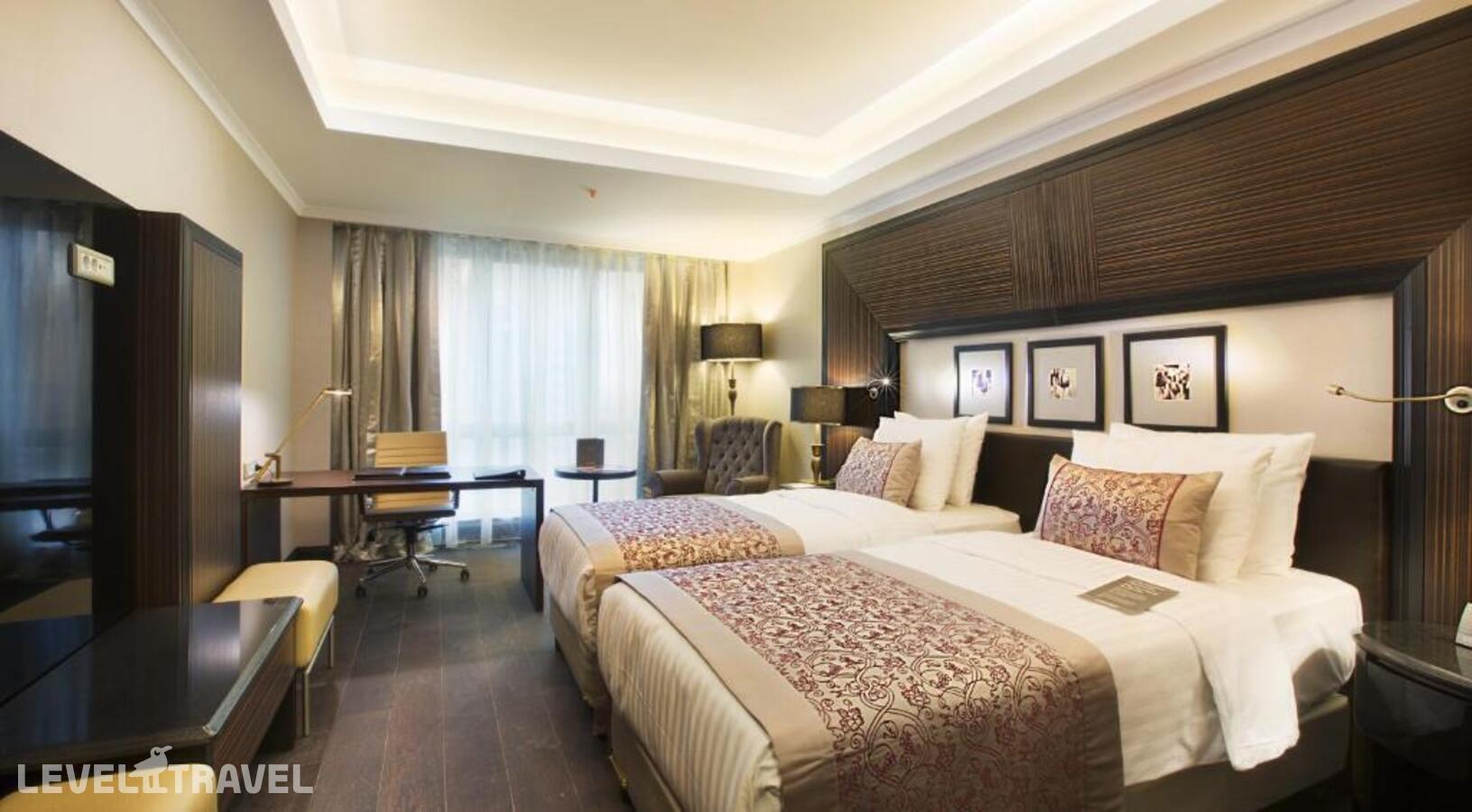 фотографии номера Представительский люкс с видом на море отеля Dedeman Bostanci Istanbul Hotel & Convention Centre в Турция(Аташехир) - фото №8